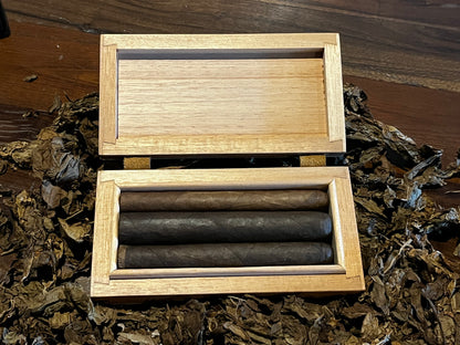 Cigar Vault Branded Cigar Cruiser 3 Finger Case